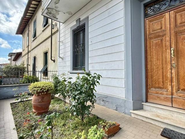 Villa Indipendente in vendita a Zambra, Sesto Fiorentino