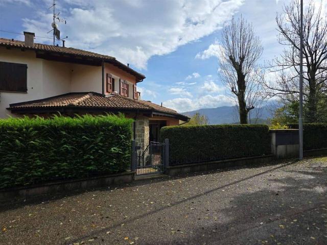 Villa Indipendente in vendita a Unione dei comuni del Frignano, Sestola