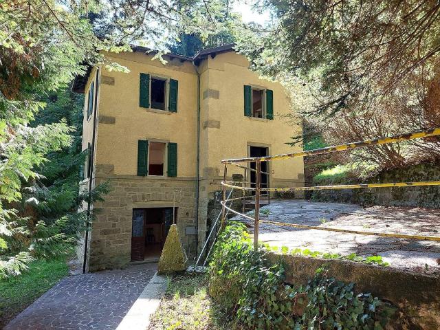 Villa Indipendente in vendita a Unione dei comuni del Frignano, Sestola
