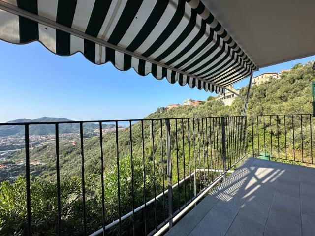 Villa Indipendente in vendita a Sestri Levante, Liguria