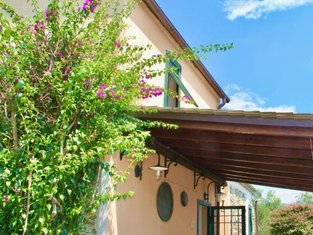 Villa Indipendente in vendita a San Bernardo, Sestri Levante