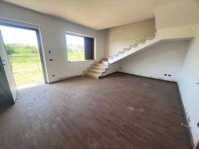 Villa Indipendente in vendita a Calabria, Catanzaro