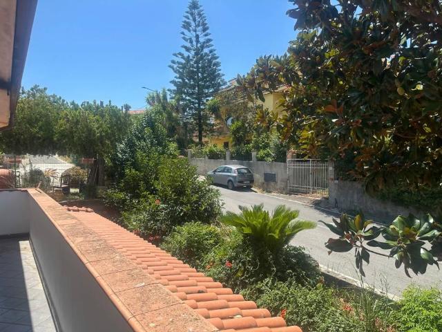 Villa Indipendente in vendita a Calabria, Catanzaro