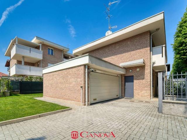 Villa Indipendente in vendita a Altopiano di Seveso, Seveso