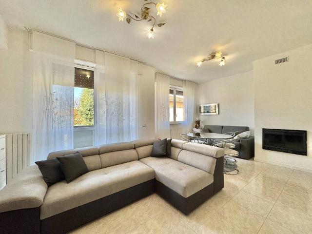 Villa Indipendente in vendita a Seveso, Lombardia