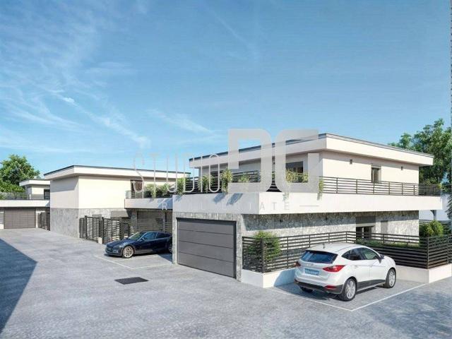 Villa Indipendente in vendita a Altopiano di Seveso, Seveso