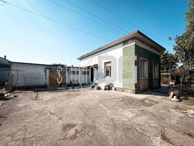 Villa Indipendente in vendita a Altopiano di Seveso, Seveso