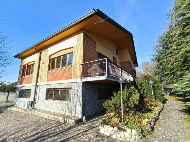 Villa Indipendente in vendita a Seveso, Lombardia