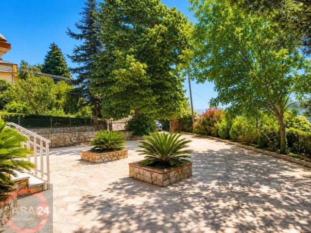 Villa Indipendente in vendita a Sezze, Lazio