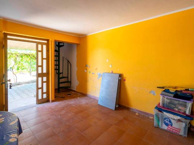 Villa Indipendente in vendita a Sezze, Latina