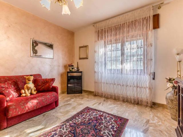 Villa Indipendente in vendita a Sezze, Lazio