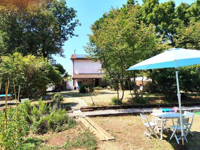 Villa Indipendente in vendita a Sgonico, Friuli-Venezia Giulia