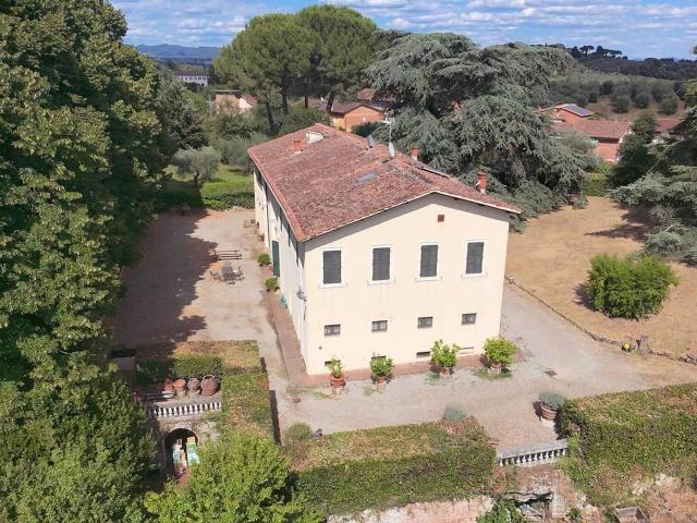 Villa Indipendente in vendita a Scacciapensieri, Siena