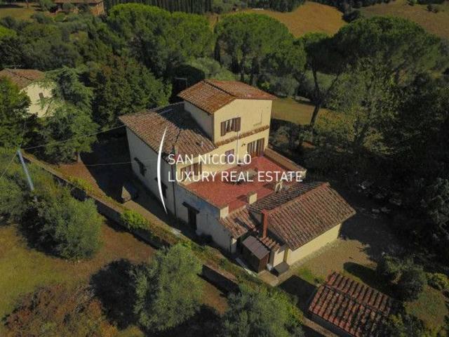 Villa Indipendente in vendita a Due Ponti, Siena