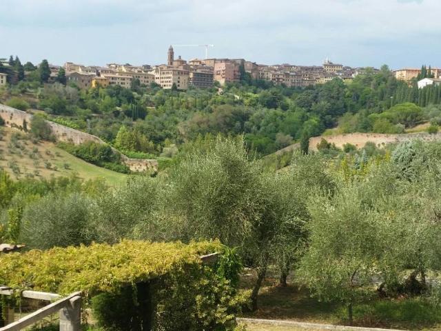 Villa Indipendente in vendita a Siena