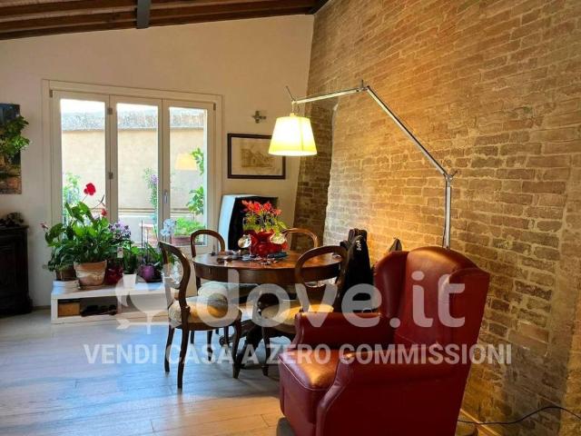 Villa Indipendente in vendita a Contrada della Lupa, Siena