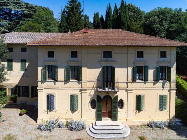 Villa Indipendente in vendita a Siena, Toscana