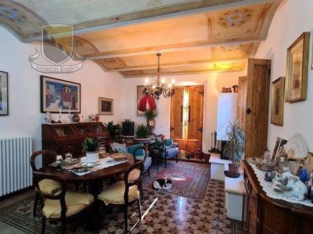 Villa Indipendente in vendita a Contrada del Leocorno, Siena