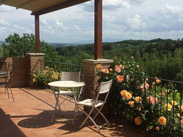 Villa Indipendente in vendita a Siena, Toscana