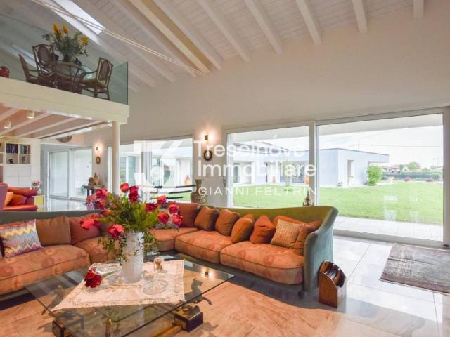 Villa Indipendente in vendita a Silea, Veneto