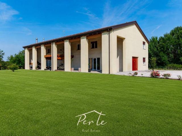 Villa Indipendente in vendita a Silea, Veneto