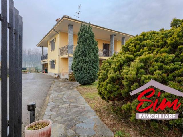 Villa Indipendente in vendita a Piemonte, Novara
