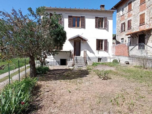 Villa Indipendente in vendita a Piemonte, Alessandria