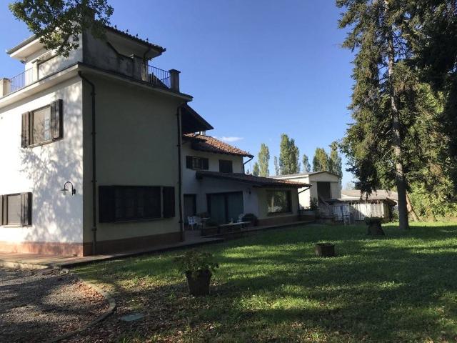 Villa Indipendente in vendita a Piemonte, Alessandria