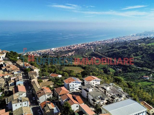 Villa Indipendente in vendita a Silvi, Abruzzo