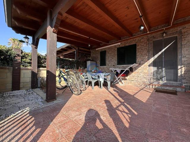 Villa Schiera in vendita a Calabria, Catanzaro