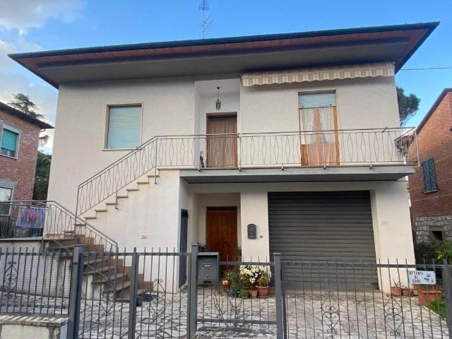 Villa Indipendente in vendita a Pieve, Sinalunga