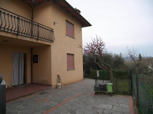 Villa Indipendente in vendita a Bettolle, Sinalunga