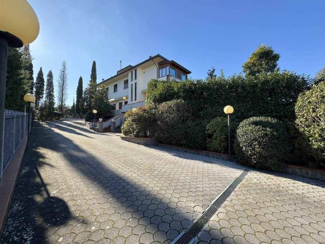 Villa Indipendente in vendita a Pieve Di Sinalunga, Toscana