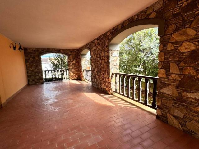 Villa Indipendente in vendita a Sindia, Sardigna/Sardegna