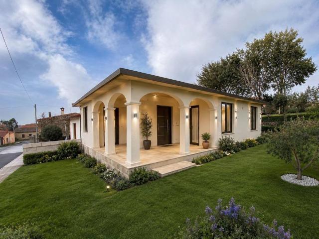 Villa Indipendente in vendita a Sindia, Sardigna/Sardegna