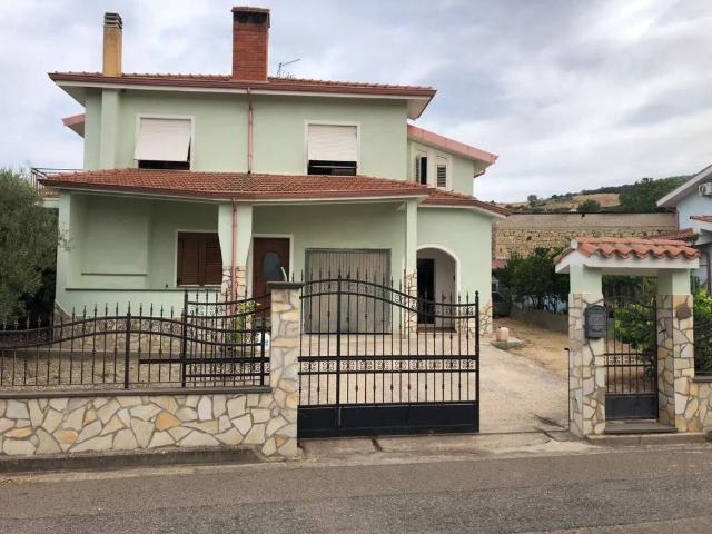 Villa Indipendente in vendita a Sini, Sardigna/Sardegna