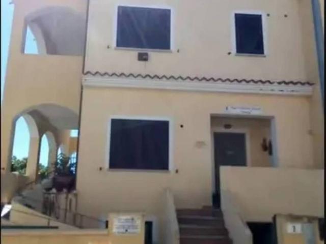 Villa Indipendente in vendita a Villaggio Milano, Capo Comino