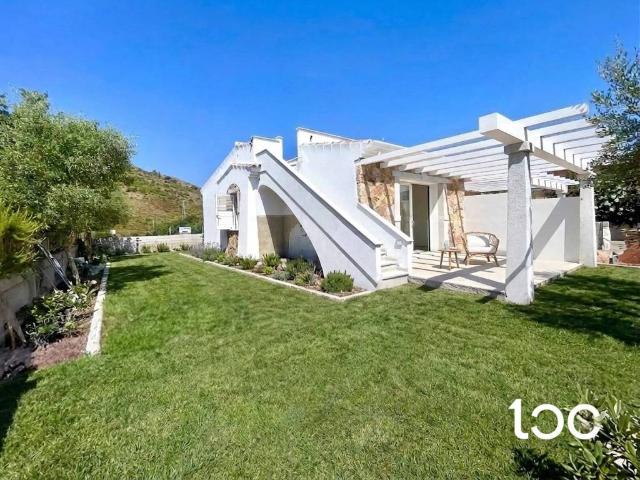 Villa Indipendente in vendita a Villaggio Milano, Capo Comino