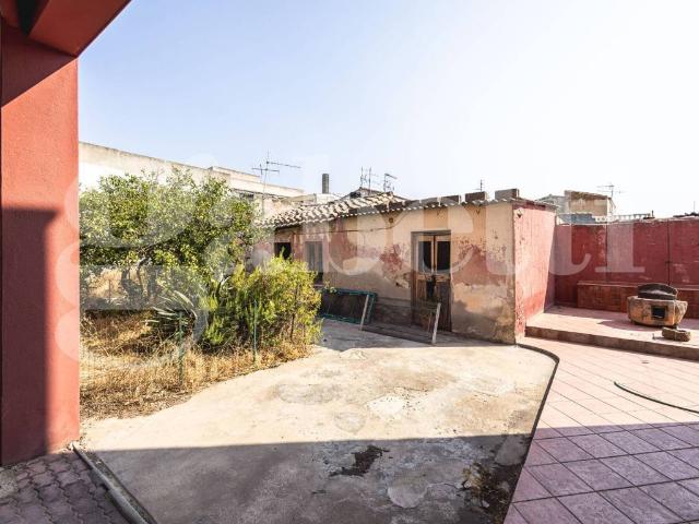Villa Indipendente in vendita a Sinnai, Sardigna/Sardegna