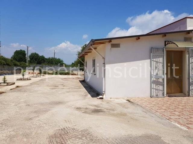 Villa Indipendente in vendita a Siracusa, Sicilia