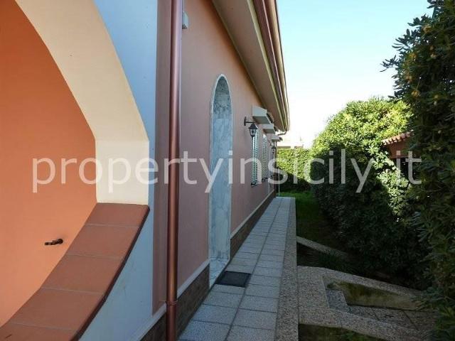 Villa Indipendente in vendita a Siracusa, Sicilia