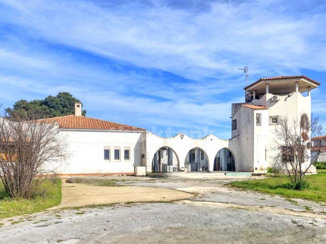 Villa Indipendente in vendita a Canalicchio, Siracusa