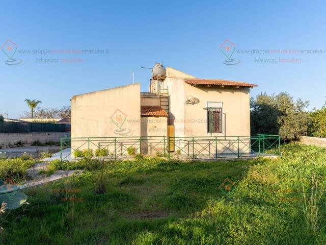 Villa Indipendente in vendita a Siracusa, Sicilia