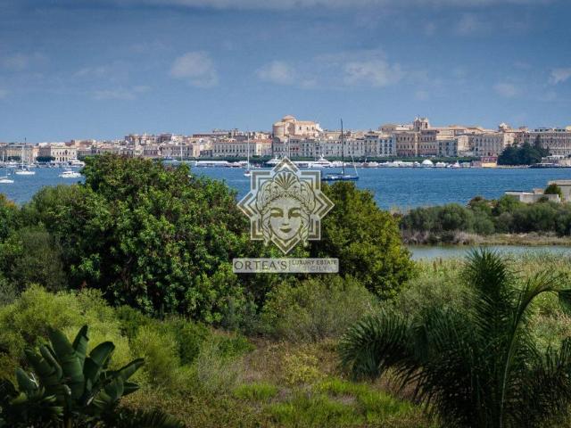 Villa Indipendente in vendita a Siracusa, Sicilia