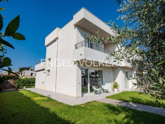 Villa Indipendente in vendita a Siracusa, Sicilia