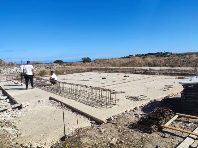 Villa Indipendente in vendita a Santa Panagia, Siracusa