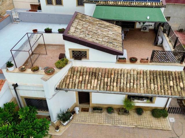 Villa Indipendente in vendita a Canalicchio, Siracusa