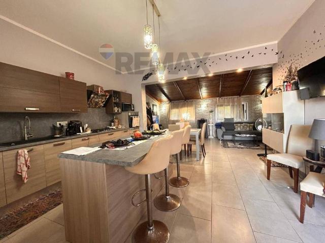 Villa Indipendente in vendita a Ognina, Siracusa