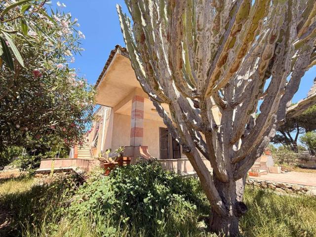 Villa Indipendente in vendita a Siracusa, Sicilia