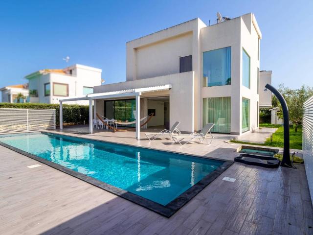 Villa Indipendente in vendita a Villaggio Elios, Siracusa